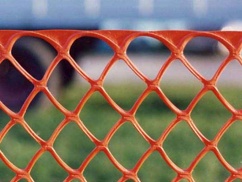 Smooth-Top Diamond Safety Fence